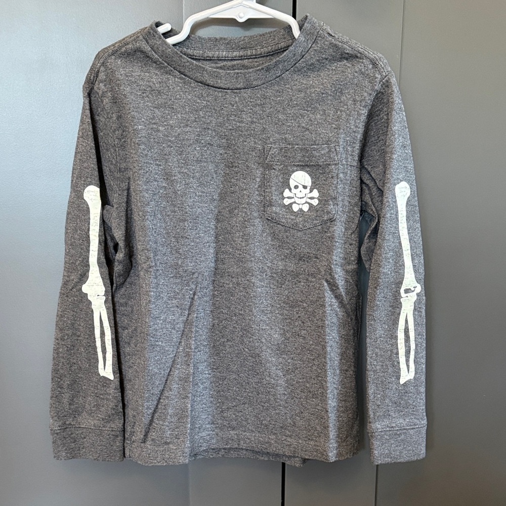 Vineyard Vines Skeleton Halloween Long Sleeve Tshirt